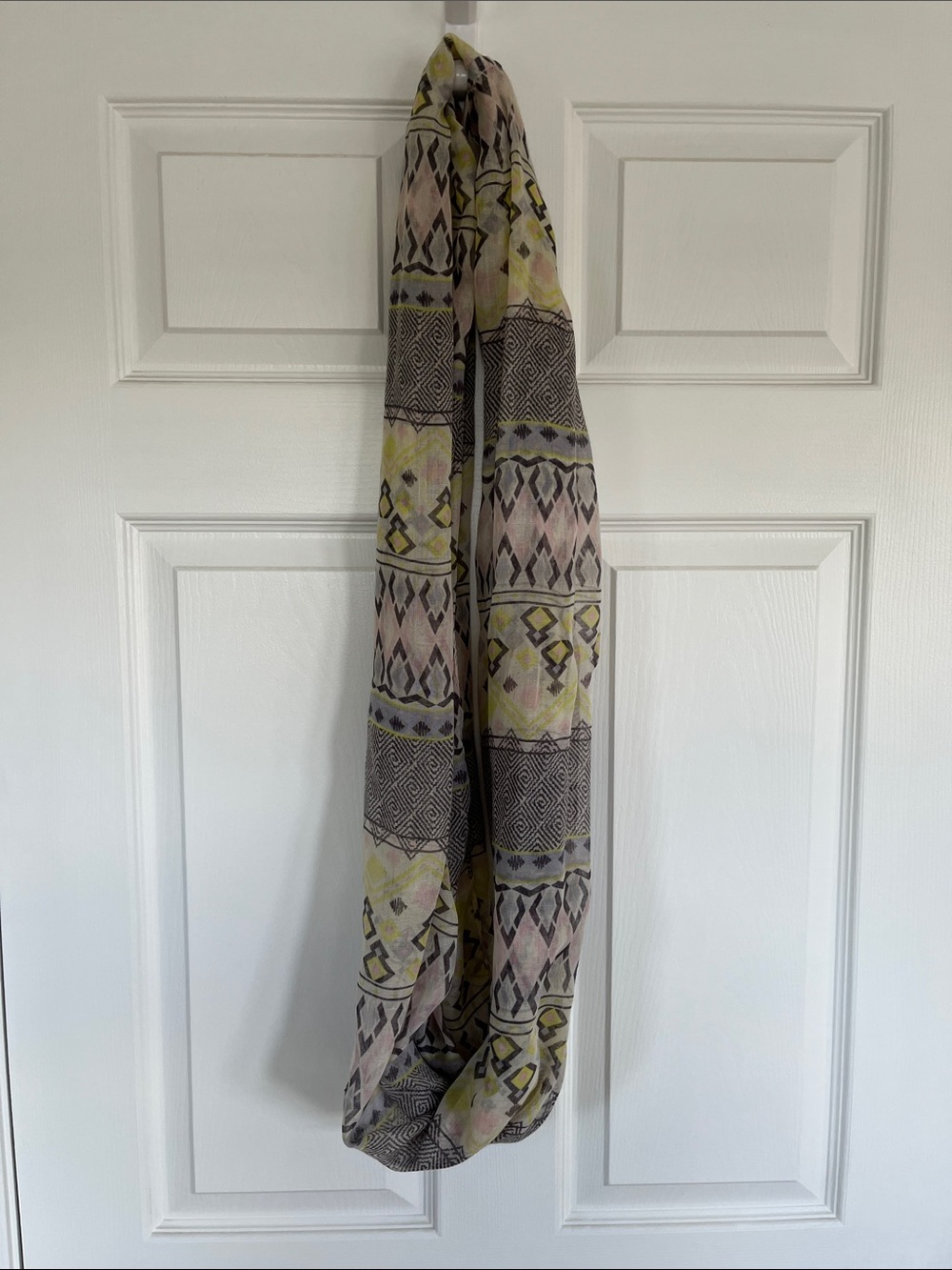 Lightweight Geometric Infinity Scarf in Yellow, Gray and Pink